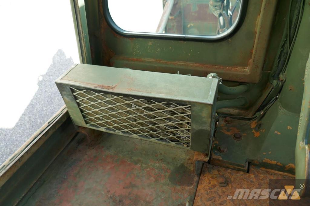 CAT D7G Ex-army Rupsdozers