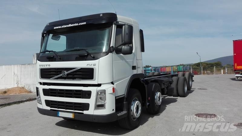 Volvo FM 12 340 8X2 Chassis met cabine