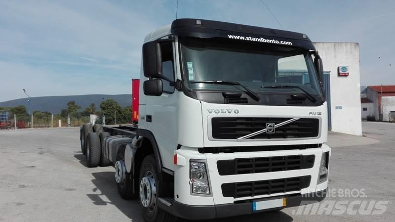 Volvo FM 12 340 8X2 Chassis met cabine