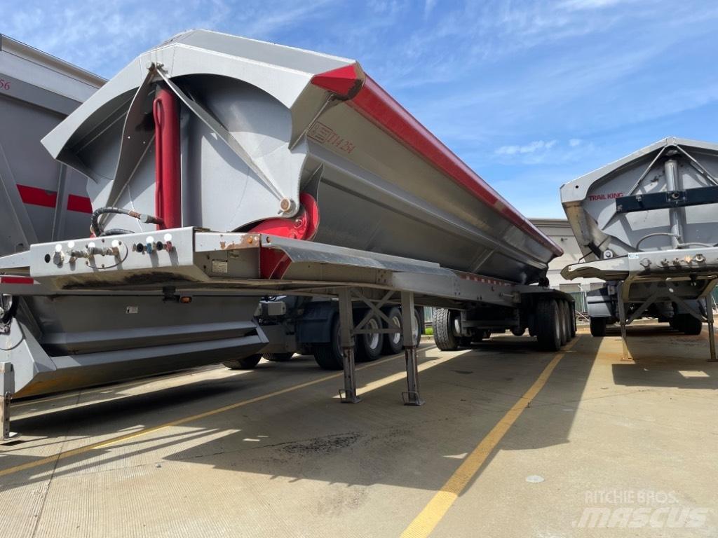  OSW 4 Axle Side Dump Kipper