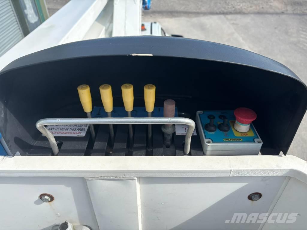 Palfinger P130A Auto hoogwerkers