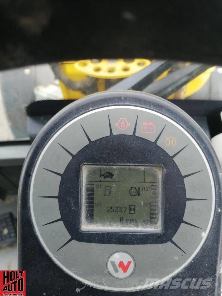 Weidemann 2070 CX Miniladers