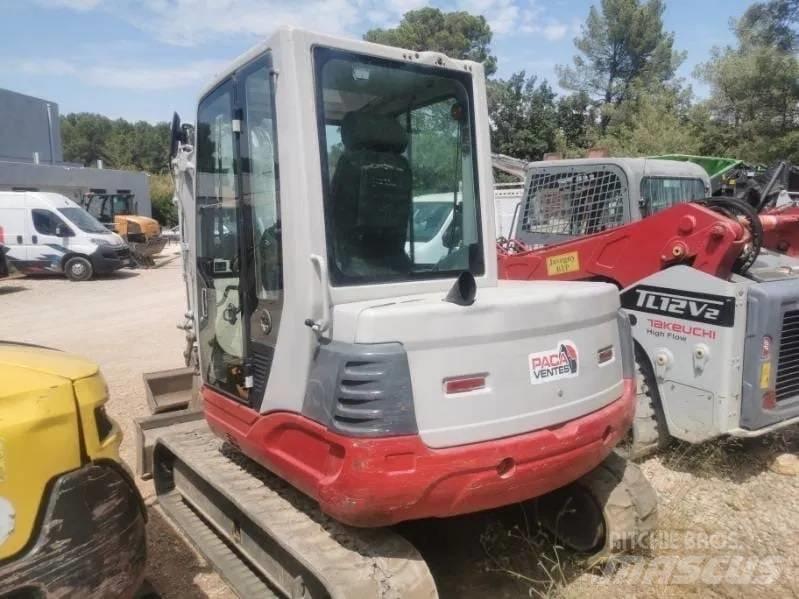 Takeuchi TB 250 Minigraafmachines < 7t