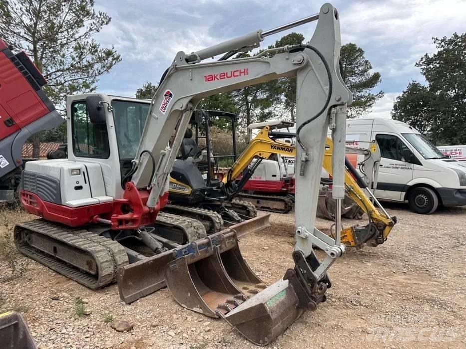 Takeuchi TB 250 Minigraafmachines < 7t