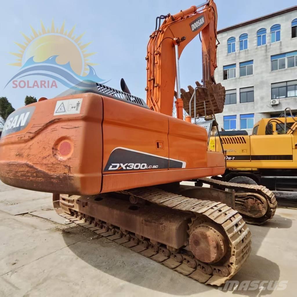 Doosan DX 300 LC Rupsgraafmachines