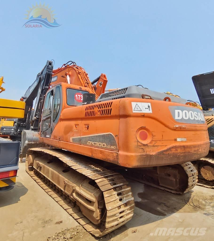 Doosan DX 300 LC Rupsgraafmachines