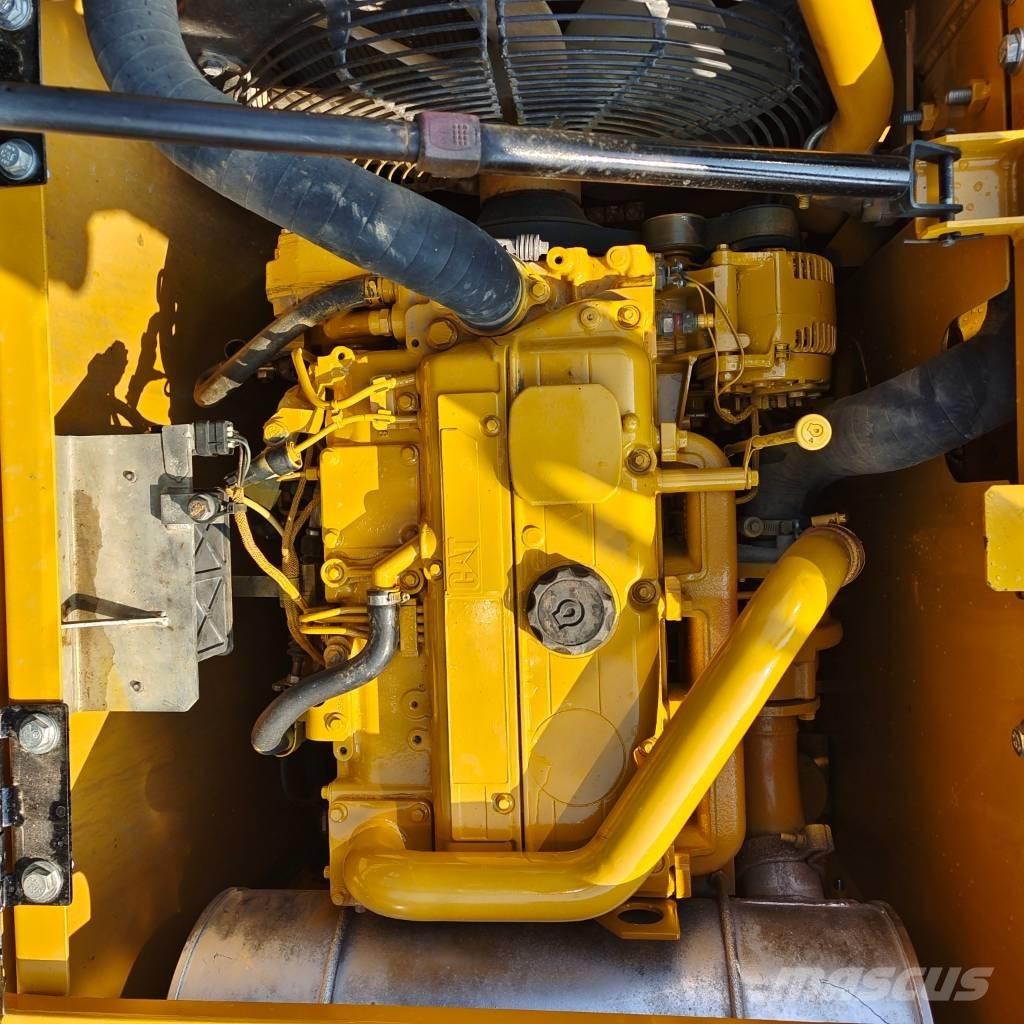 CAT 313 D Rupsgraafmachines