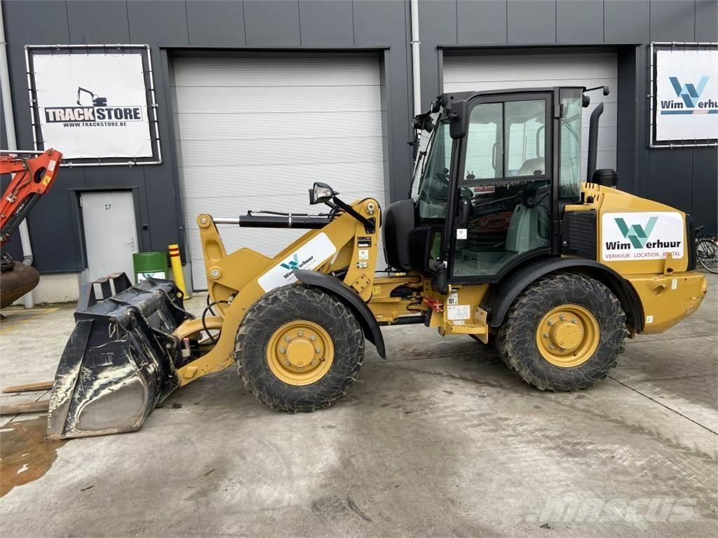 CAT 906M (7164) Knik- en schrankladers