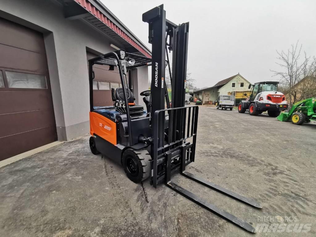 Doosan B25S-7 Elektrische heftrucks