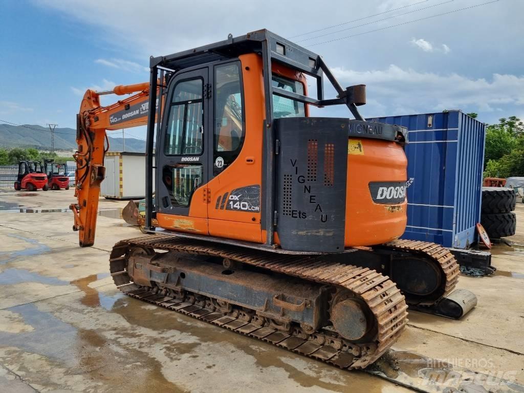 Doosan DX 140 LCR Graafmachines voor de bosbouw