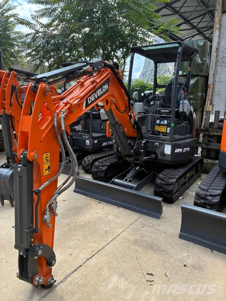 Develon DX 27 Z-7 Minigraafmachines < 7t