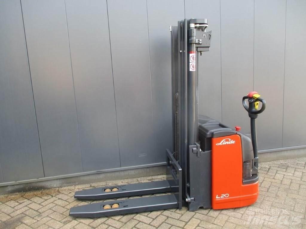 Linde L 20i Stapelaar meeloop