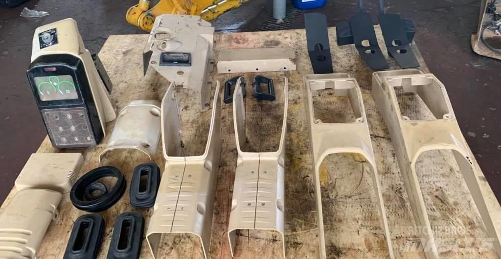CAT 375 Cabine en interieur