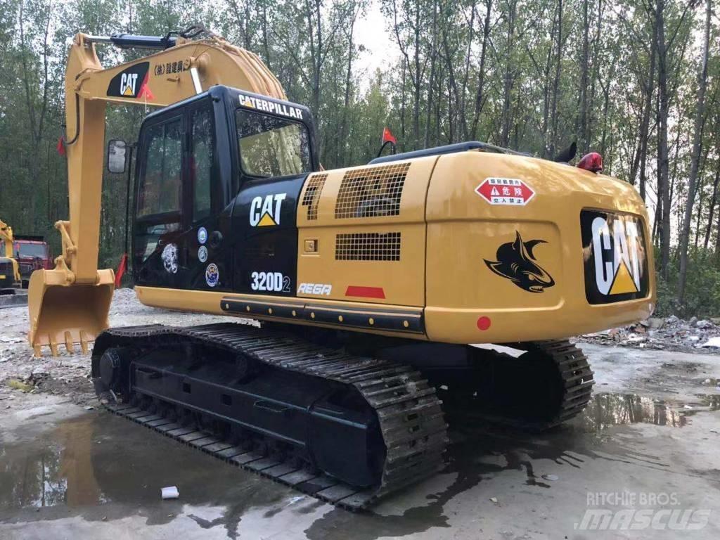 CAT 320D2 Rupsgraafmachines