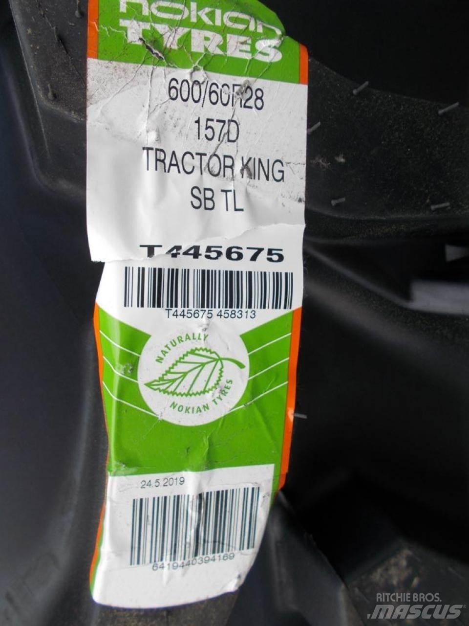 Nokian Traktorking Banden, wielen en velgen