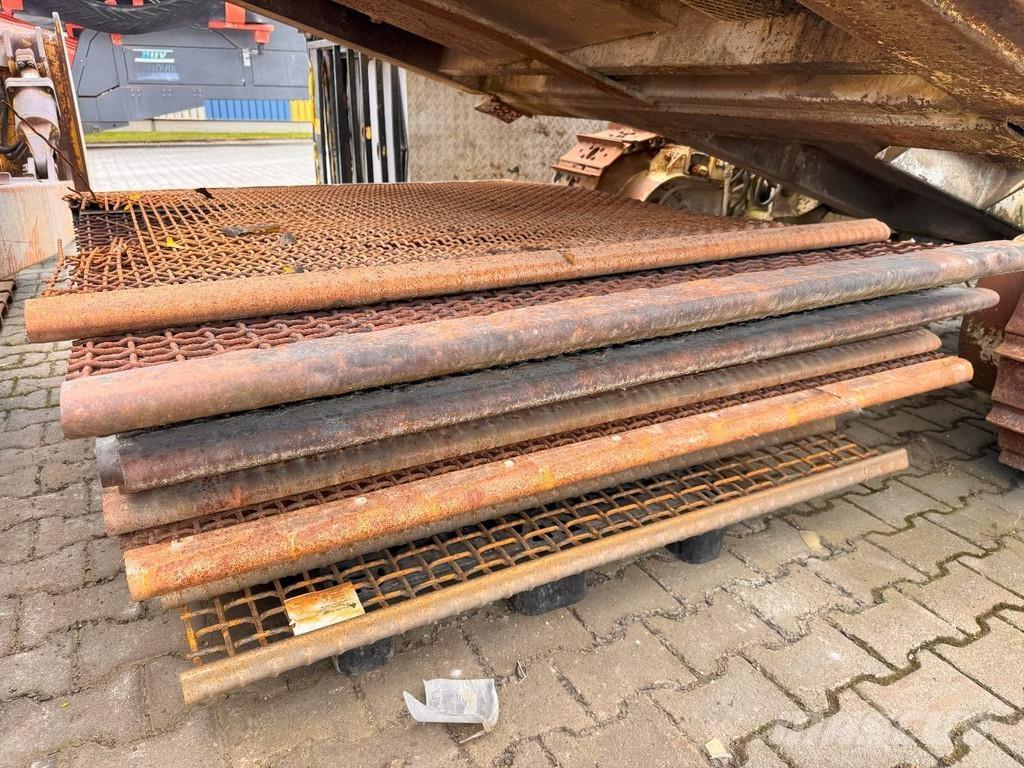 Sandvik QA331 NVT Mobiele zeefinstallaties