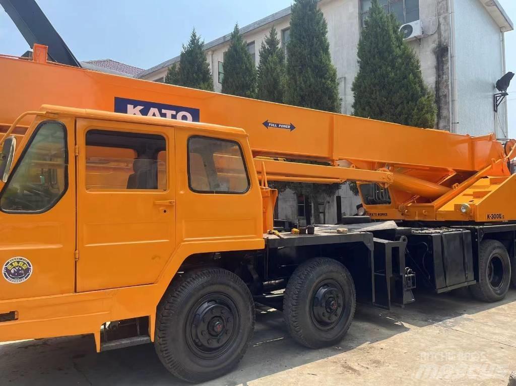 Kato KA 300 E Ruwterrein kranen