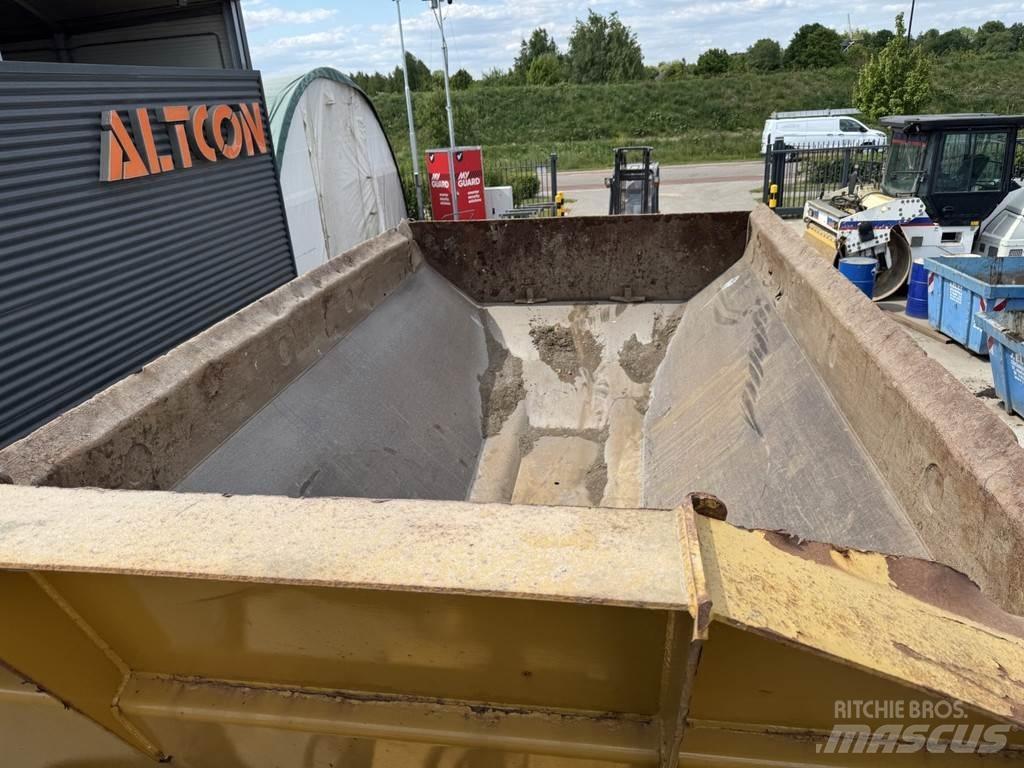 CAT 730C Mini Dumpers