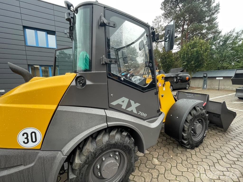 Mecalac AX700 Wielladers