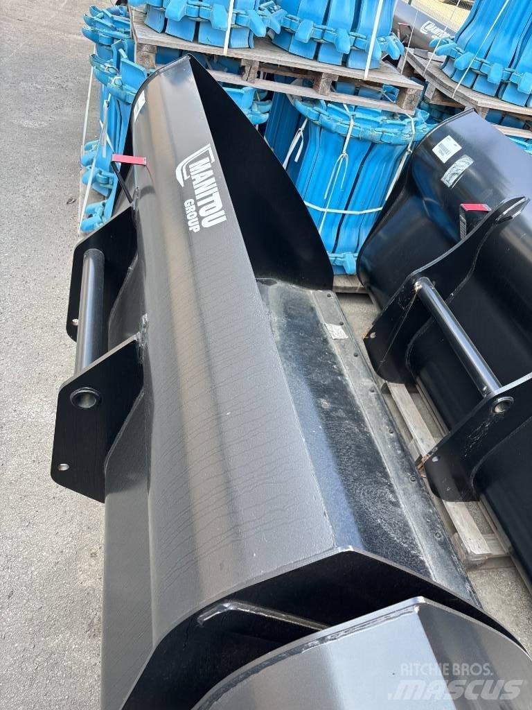 Manitou CBA 3000 Overige laad- en graafmachines