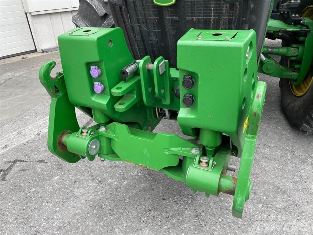 John Deere 8270R Tractoren