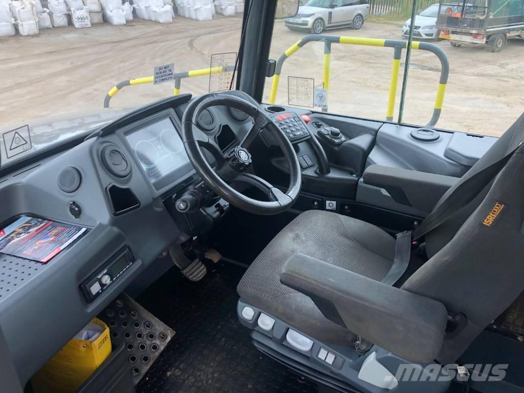 Bell B 30 E Knik dumptrucks