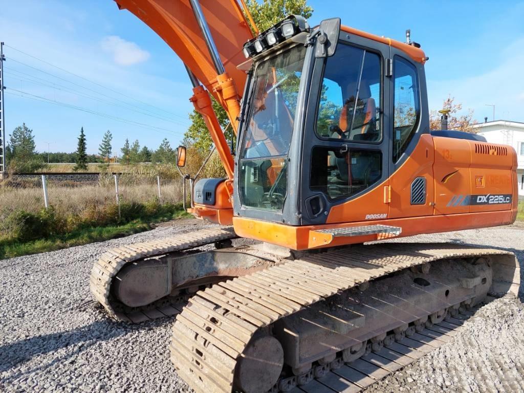 Doosan DX 225 LC Rupsgraafmachines
