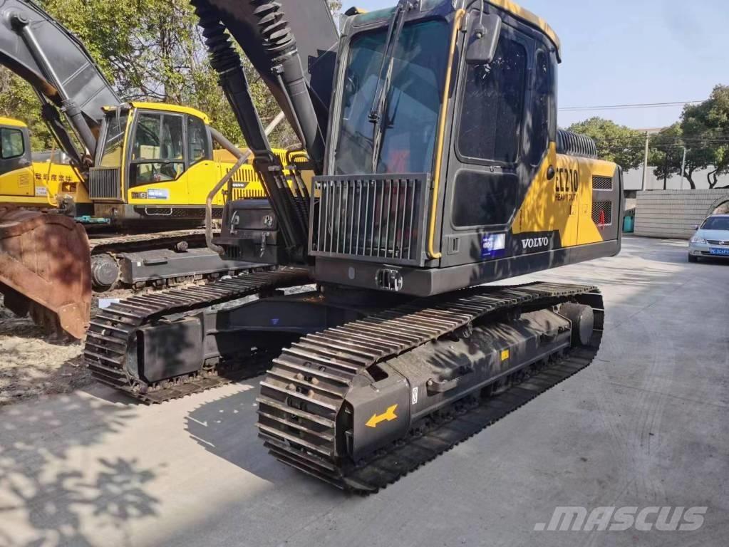 Volvo EC 210 Rupsgraafmachines