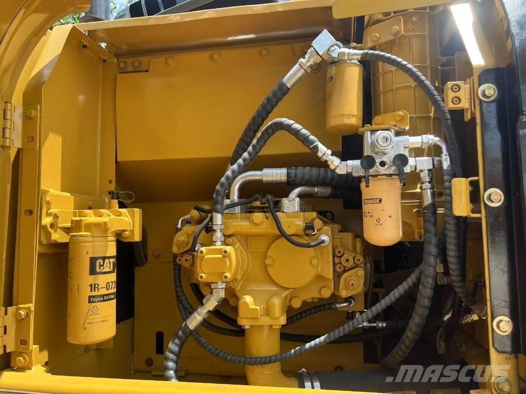 CAT 323 D L Rupsgraafmachines
