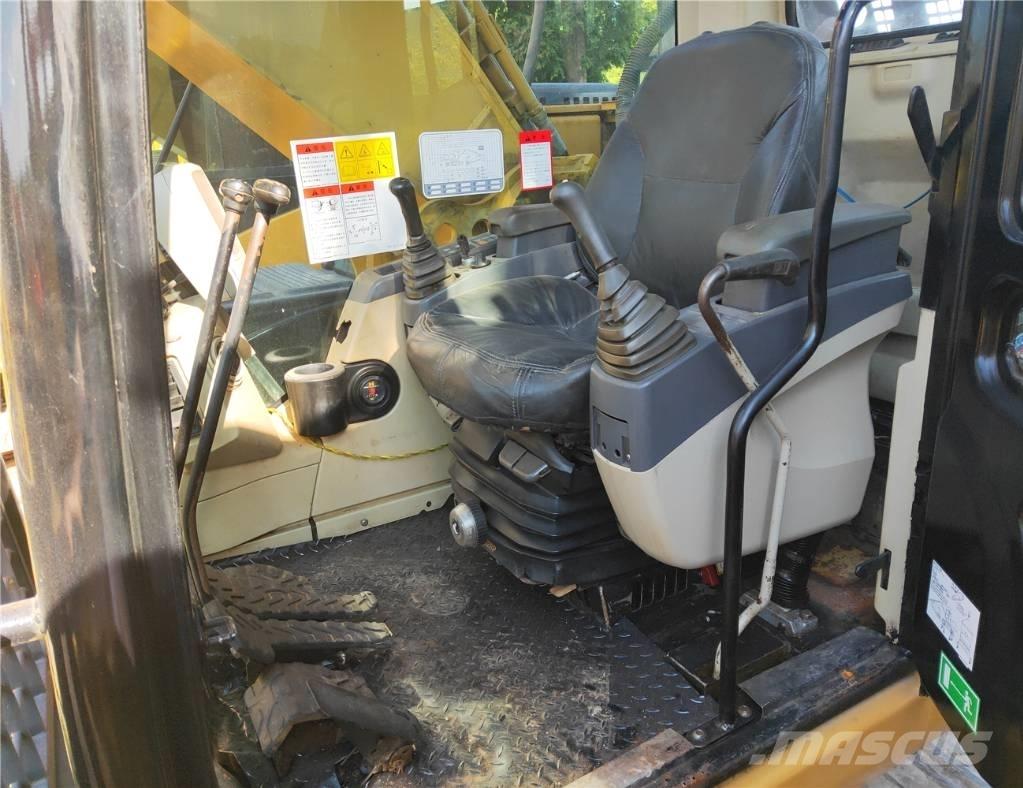 CAT 325C Rupsgraafmachines