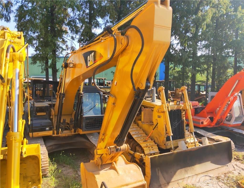 CAT 325C Rupsgraafmachines