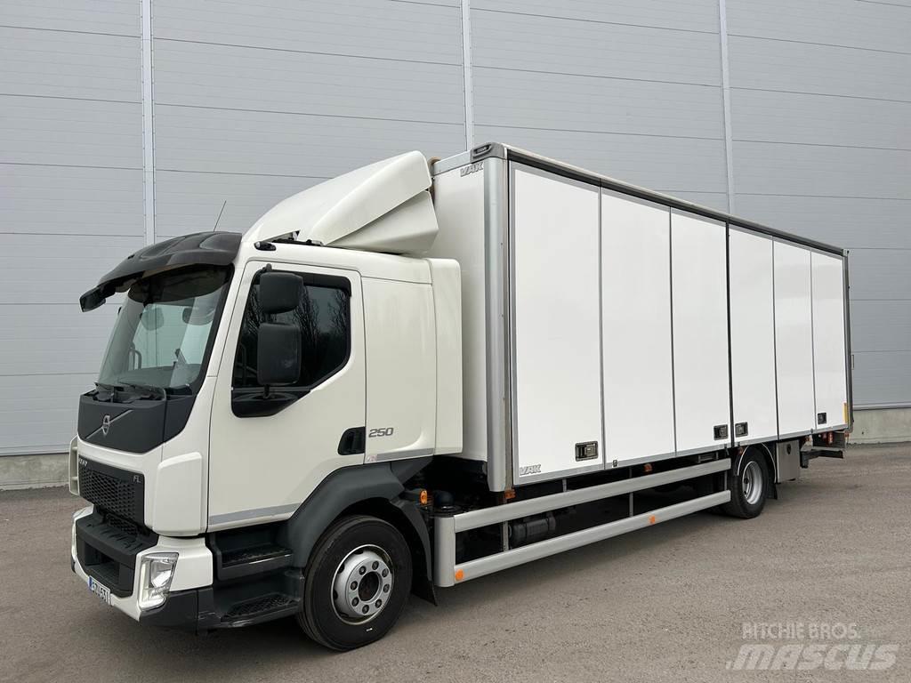 Volvo FL Bakwagens met gesloten opbouw