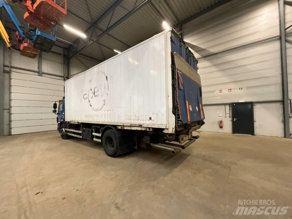 DAF CF 75.310 Bakwagens met gesloten opbouw