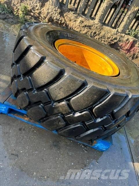 Goodyear Industrial Banden, wielen en velgen