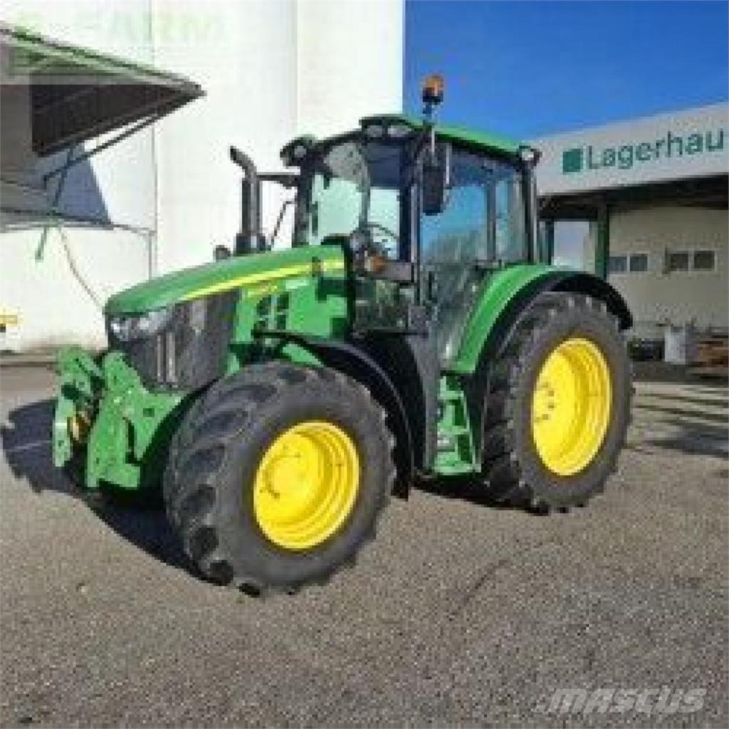 John Deere 6090M Tractoren