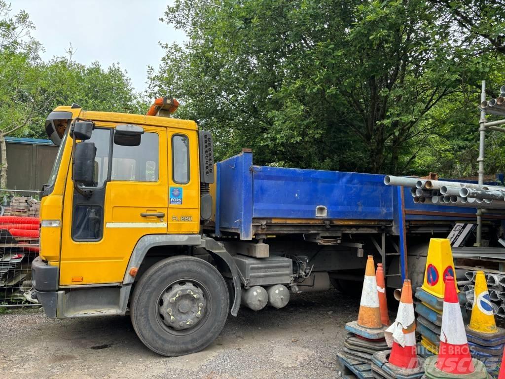 Volvo FL 220 Platte bakwagens