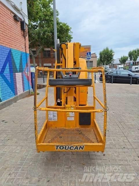 JLG Toucan 10 E Personenliften en invalideliften