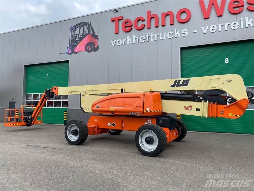JLG 1250AJP Knikarmhoogwerkers