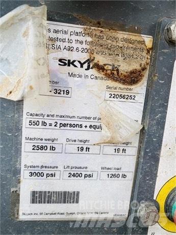 SkyJack SJ 3219 Schaarhoogwerkers