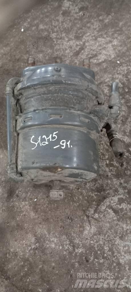 Scania R440  1527365 Remmen