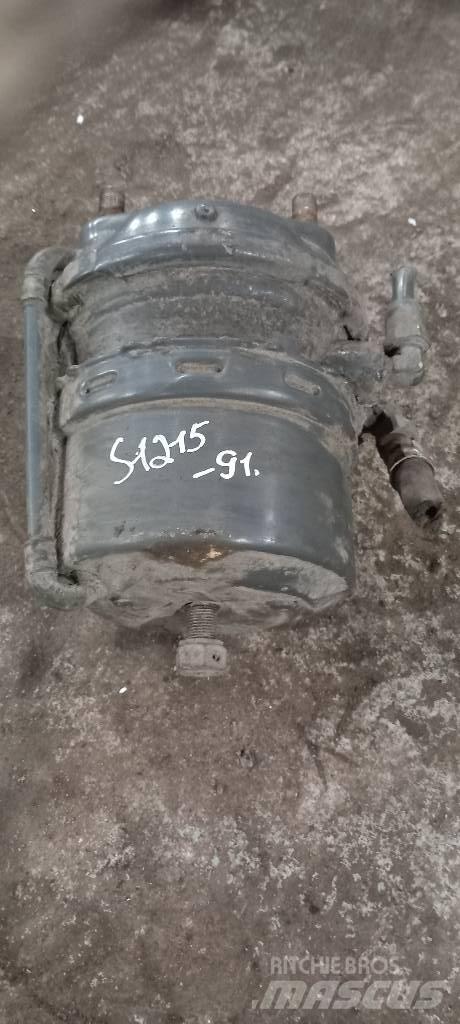 Scania R440  1527365 Remmen