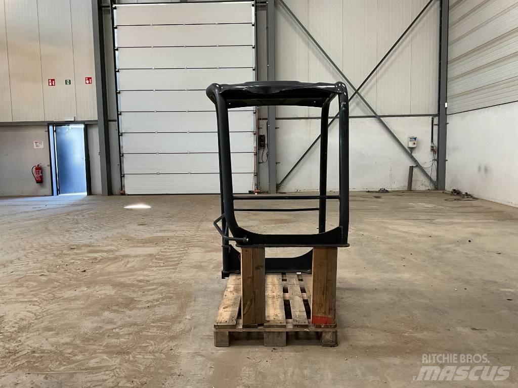 Kubota U 27-4 Cabine en interieur