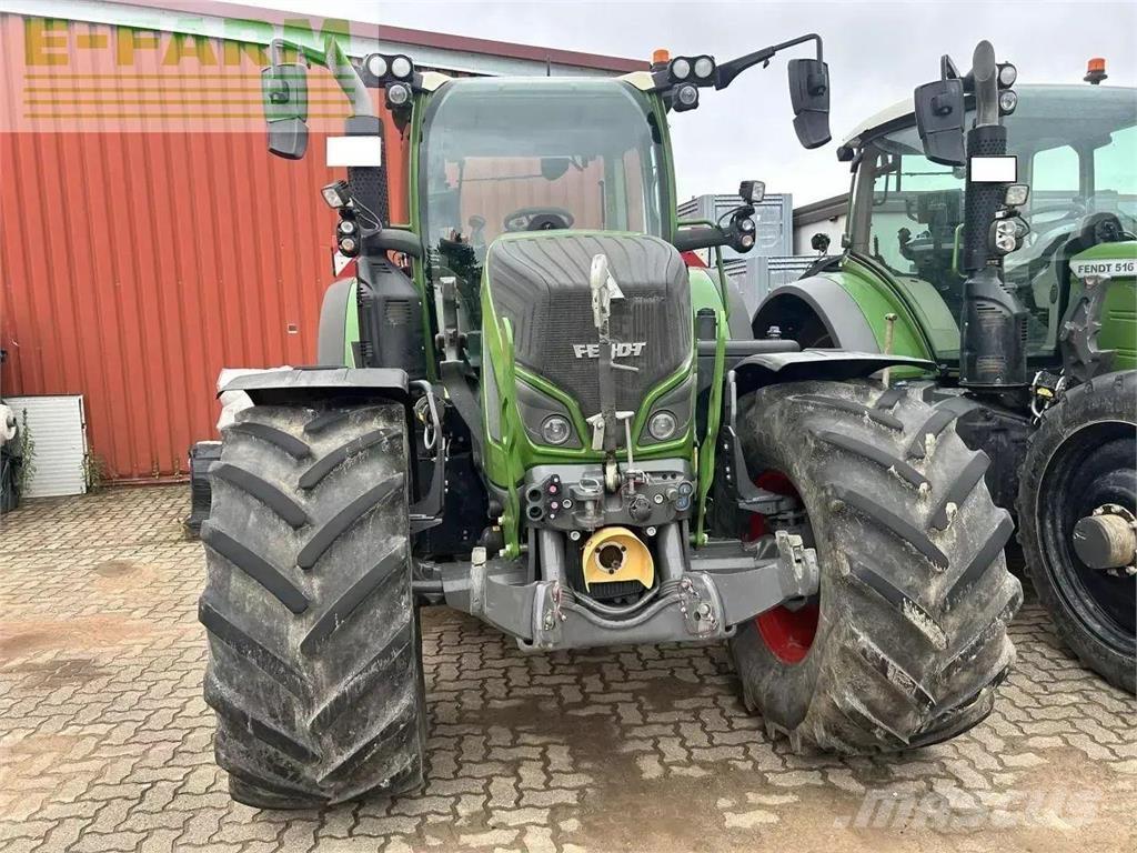 Fendt 724 vario Tractoren