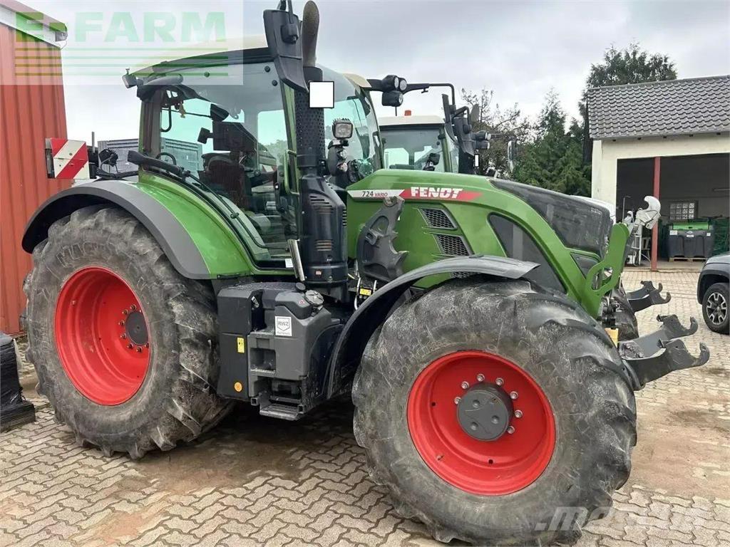 Fendt 724 vario Tractoren