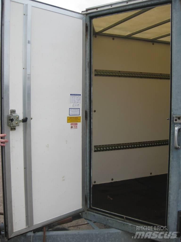 Ifor Williams BV105 Gesloten opbouw trailers