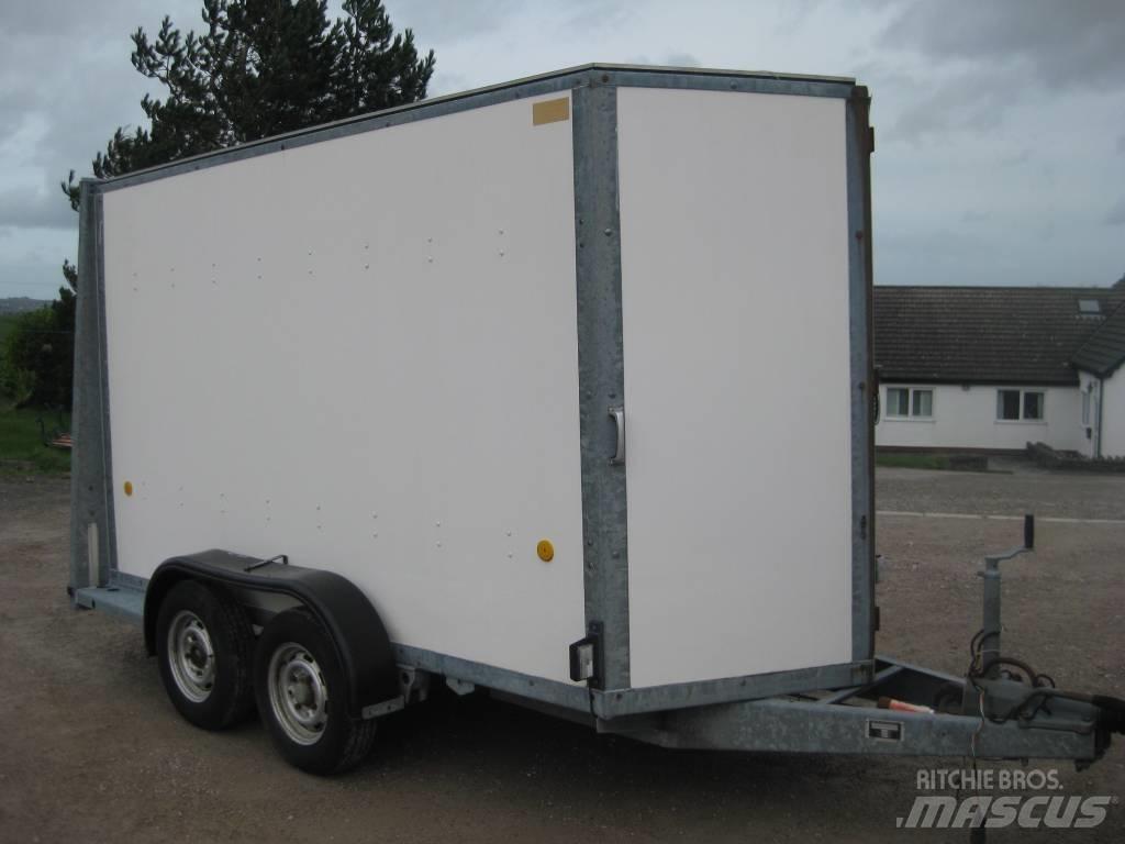 Ifor Williams BV105 Gesloten opbouw trailers