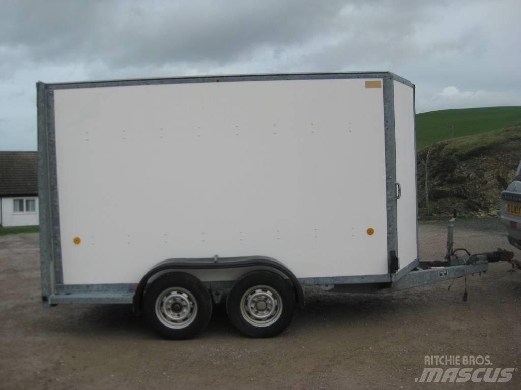 Ifor Williams BV105 Gesloten opbouw trailers