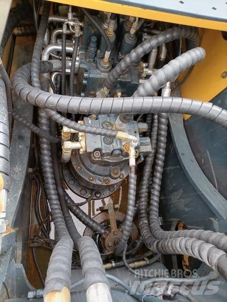 Hyundai 220LC Rupsgraafmachines