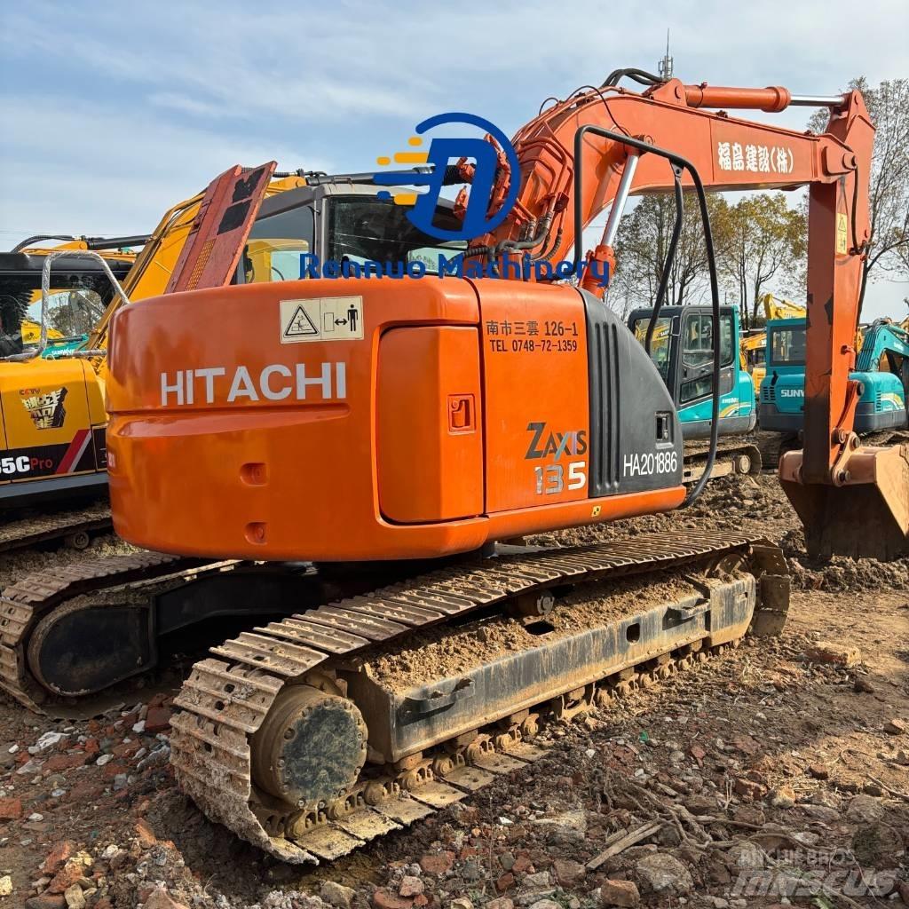 Hitachi ZX 135 US Rupsgraafmachines