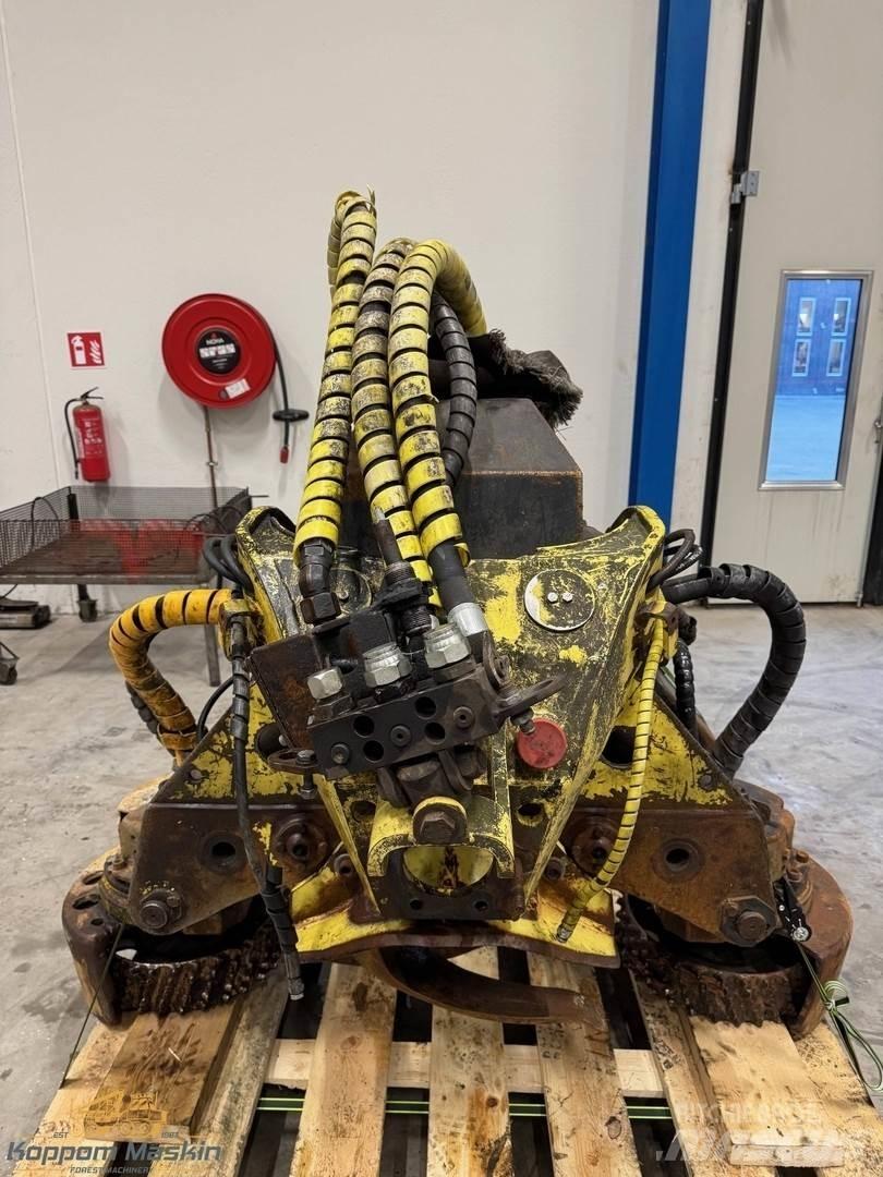 John Deere H480C Boomvelkoppen